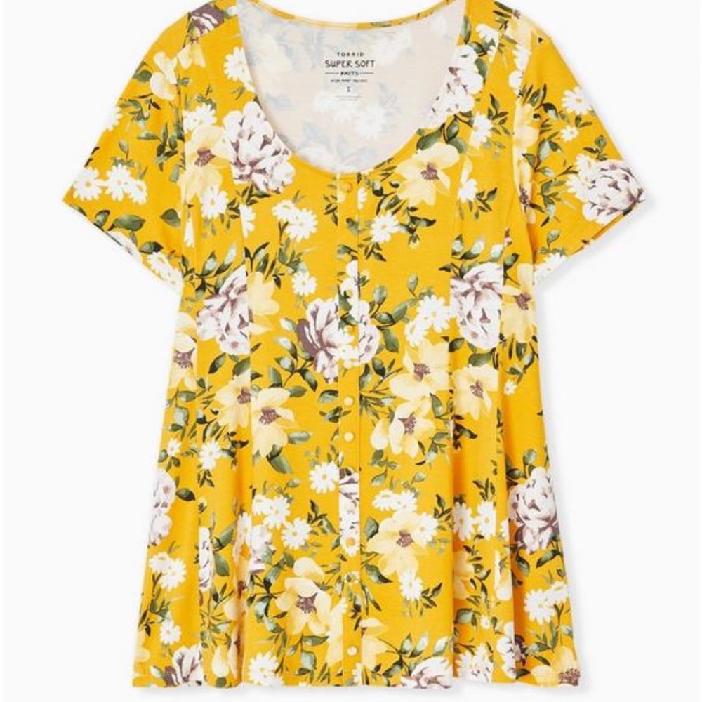 Torrid size 2 super soft button-front seamed top